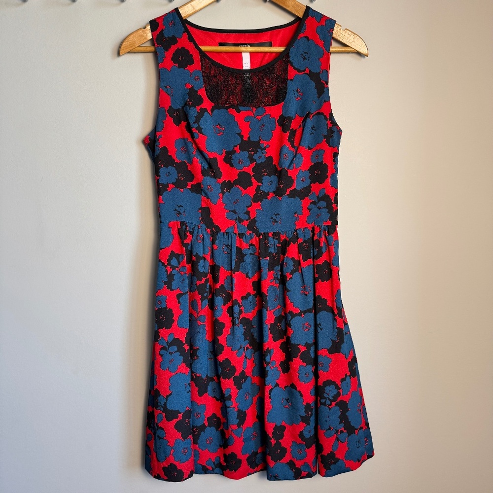 Kensie Sleeveless Fit and Flare Party Dress Lined Red Floral Small‎ Babydoll
